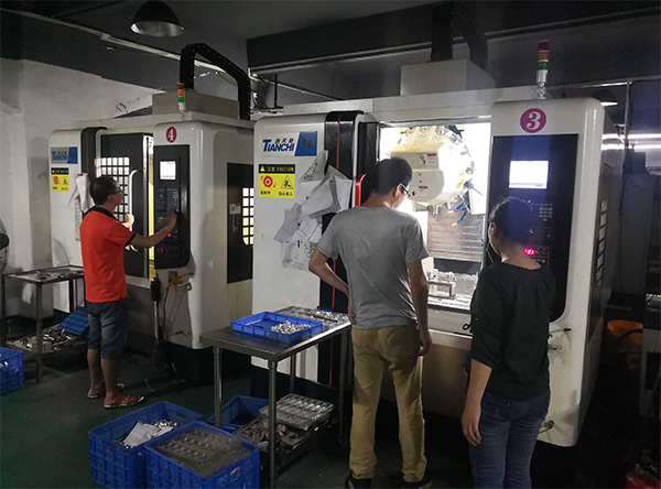 數(shù)控雕銑機