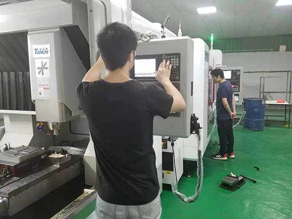 cnc加工中心供應(yīng)商